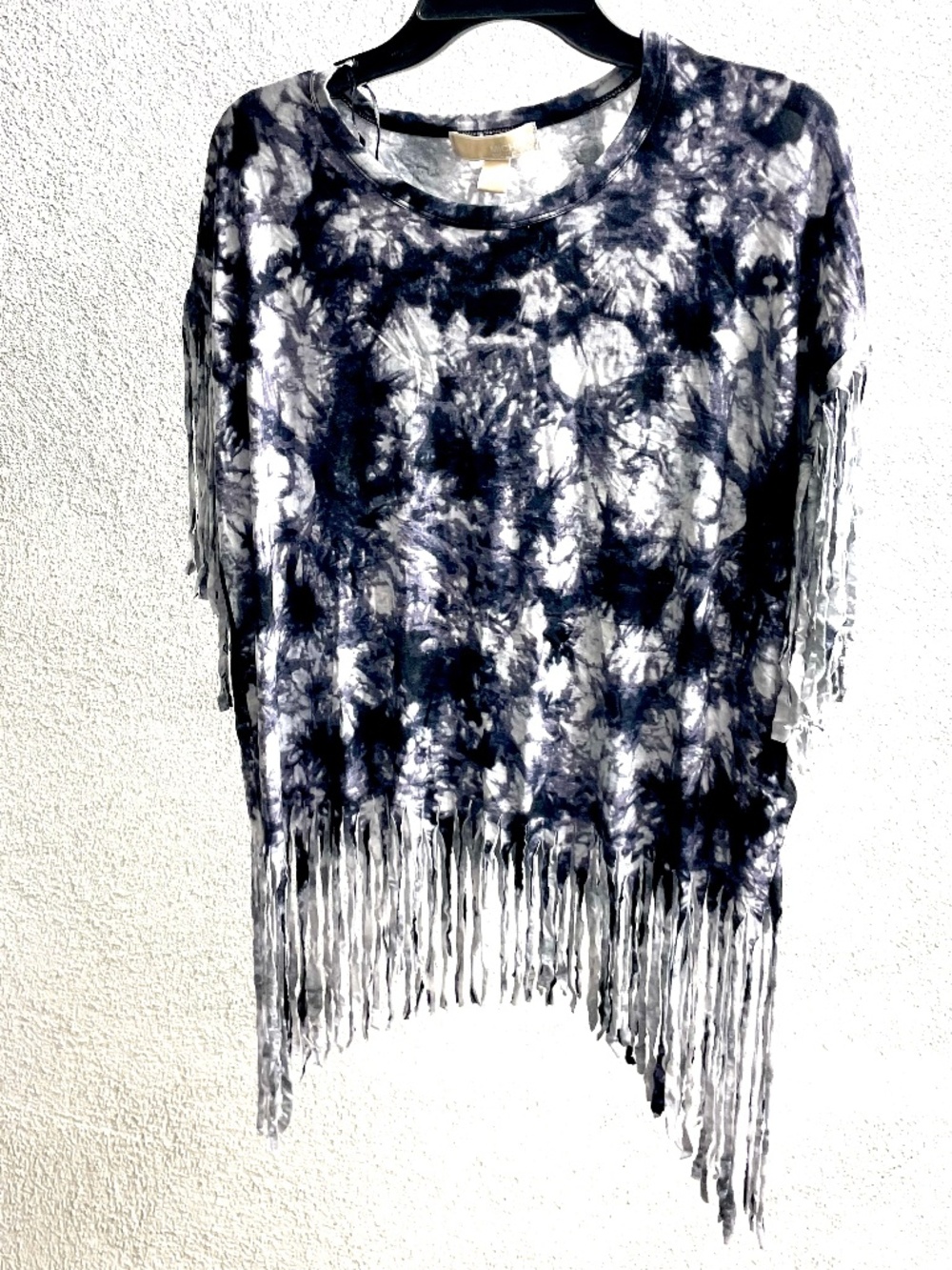 MICHAEL KORS FRINGE TOP SIZE MED. NWT